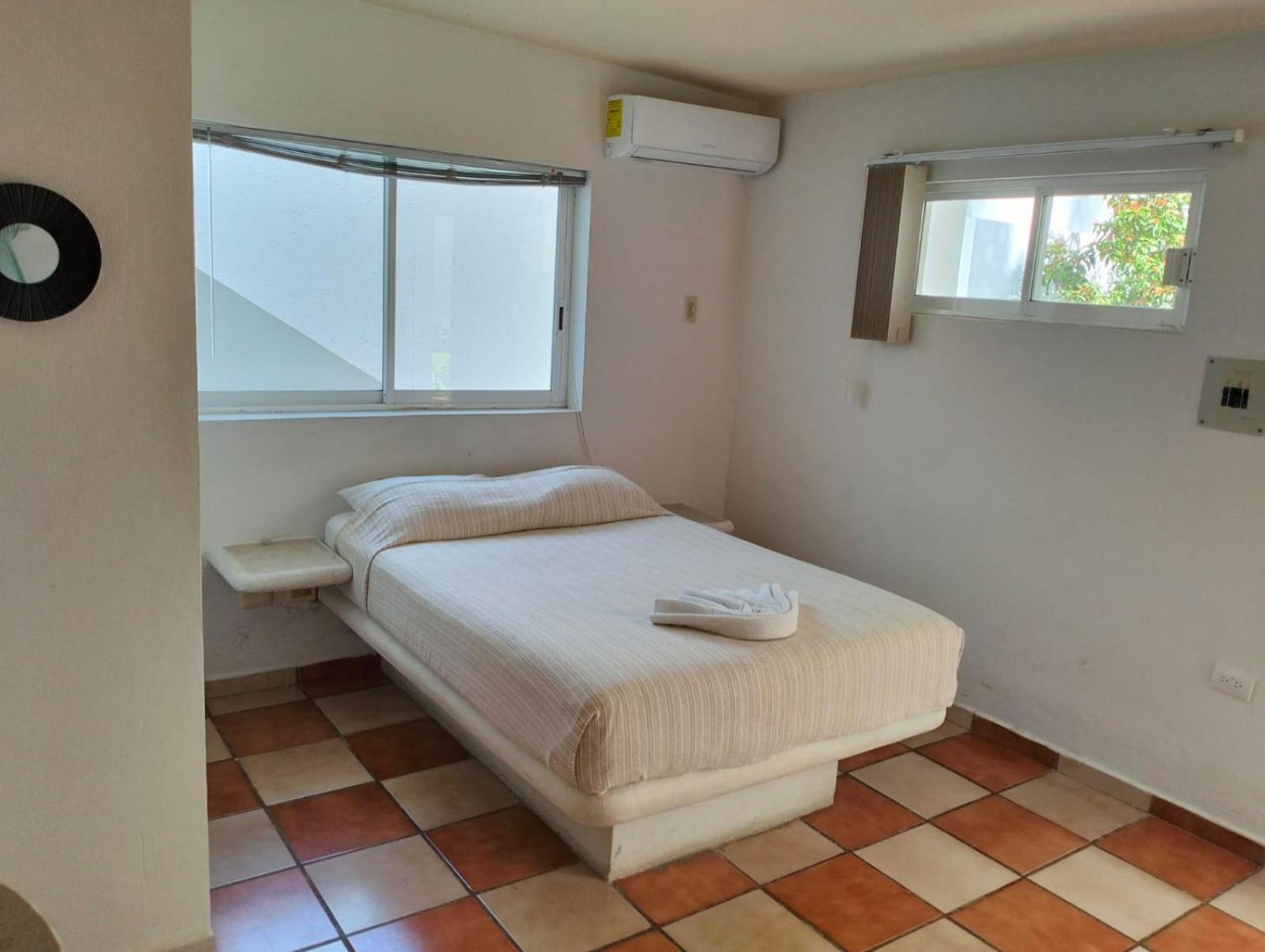 Dos Mundos, Isla Hotel Cozumel