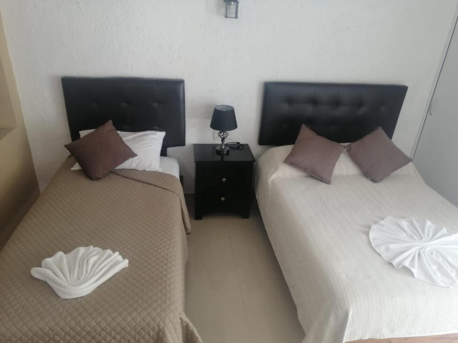 Dos Mundos, Isla Cozumel