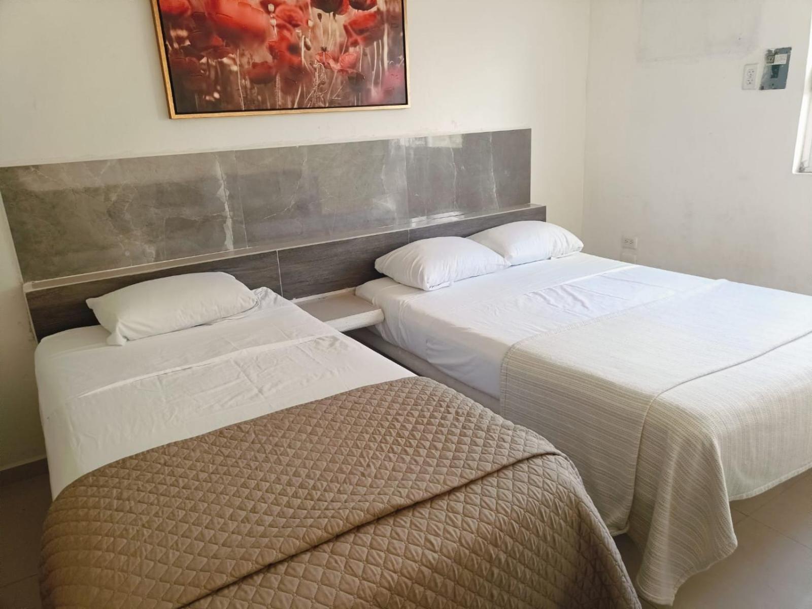 Dos Mundos, Isla Hotel 3*